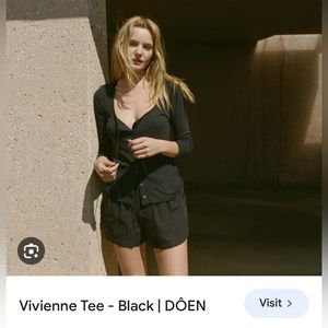 VIVIENNE TEE -- BLACK / M